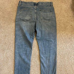 Uniqlo Distressed Ultra Stretch Slim-Fit Jeans Single Knee Slit Size 33x32